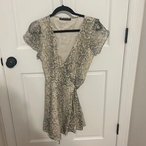 Abercrombie and Fitch tie back snake skin dress.